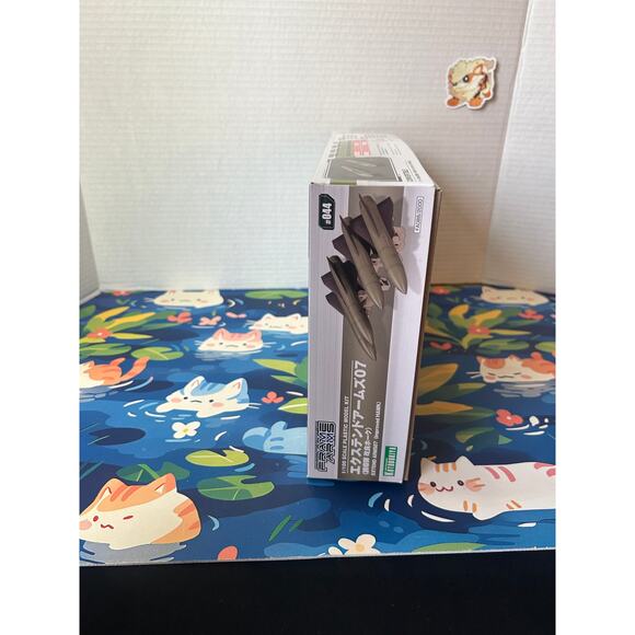 Kotobukiya Frame Arms #044 Extend Arms 07 Improved Hawk 1/100 Model Kit - Picture 5 of 9